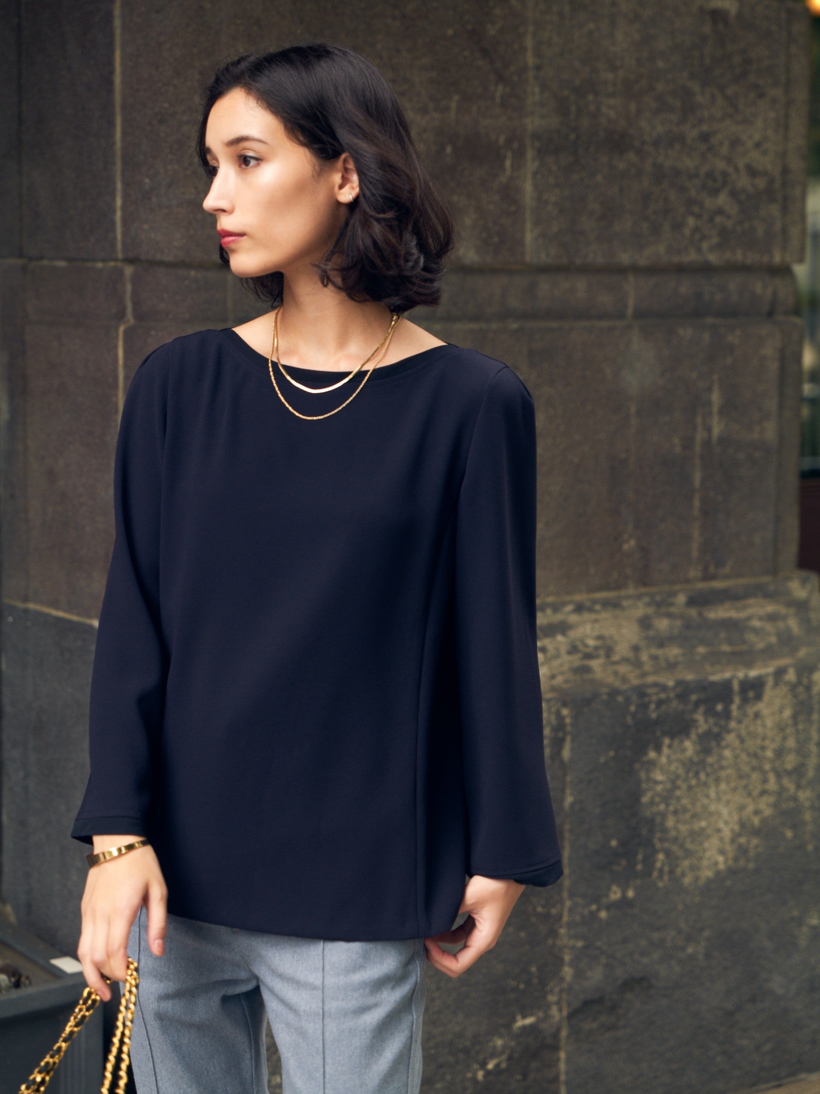 テイパードプラウス(バックサテンジョーゼット)