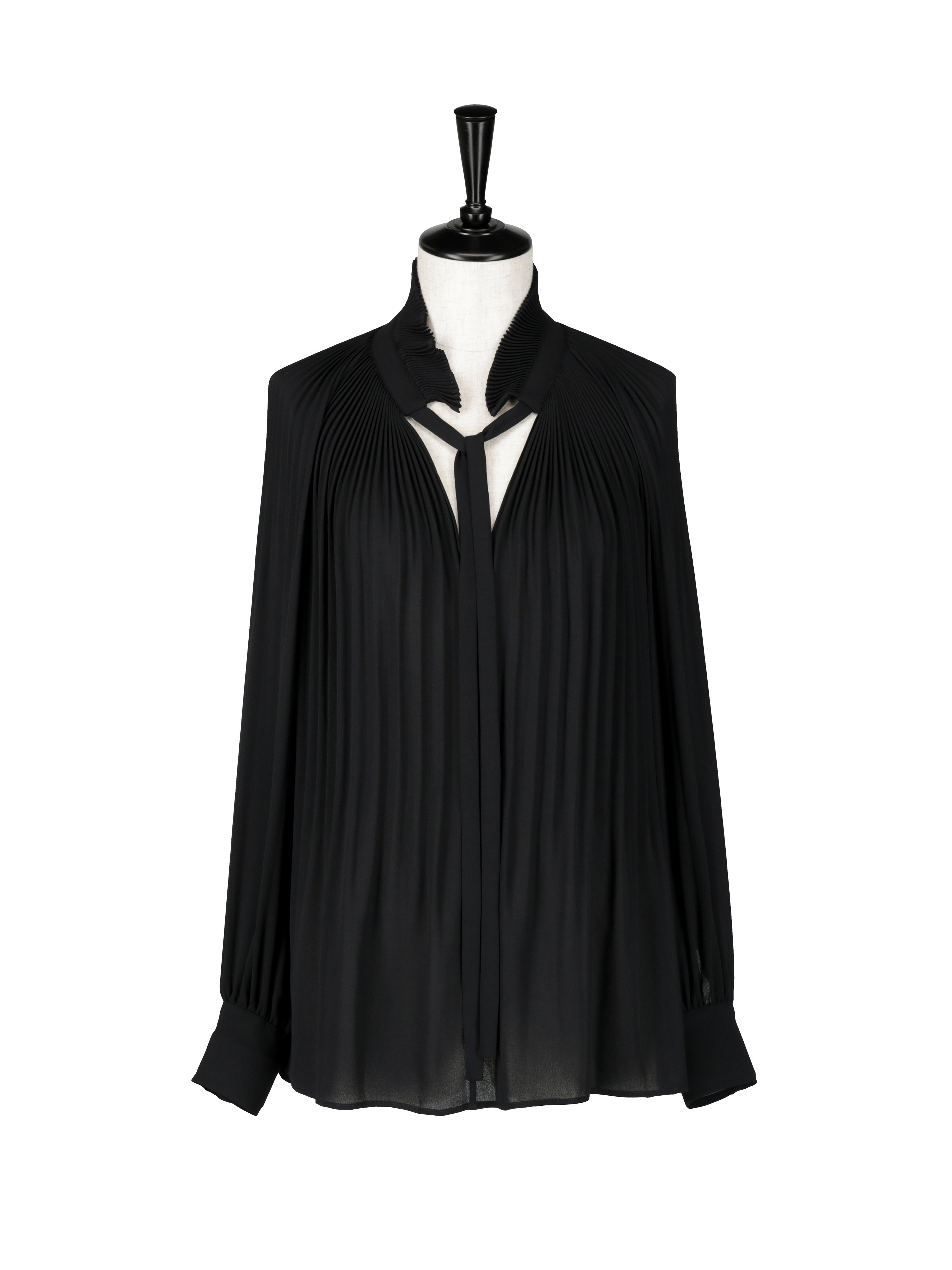 Pleated ruffle collar blouse