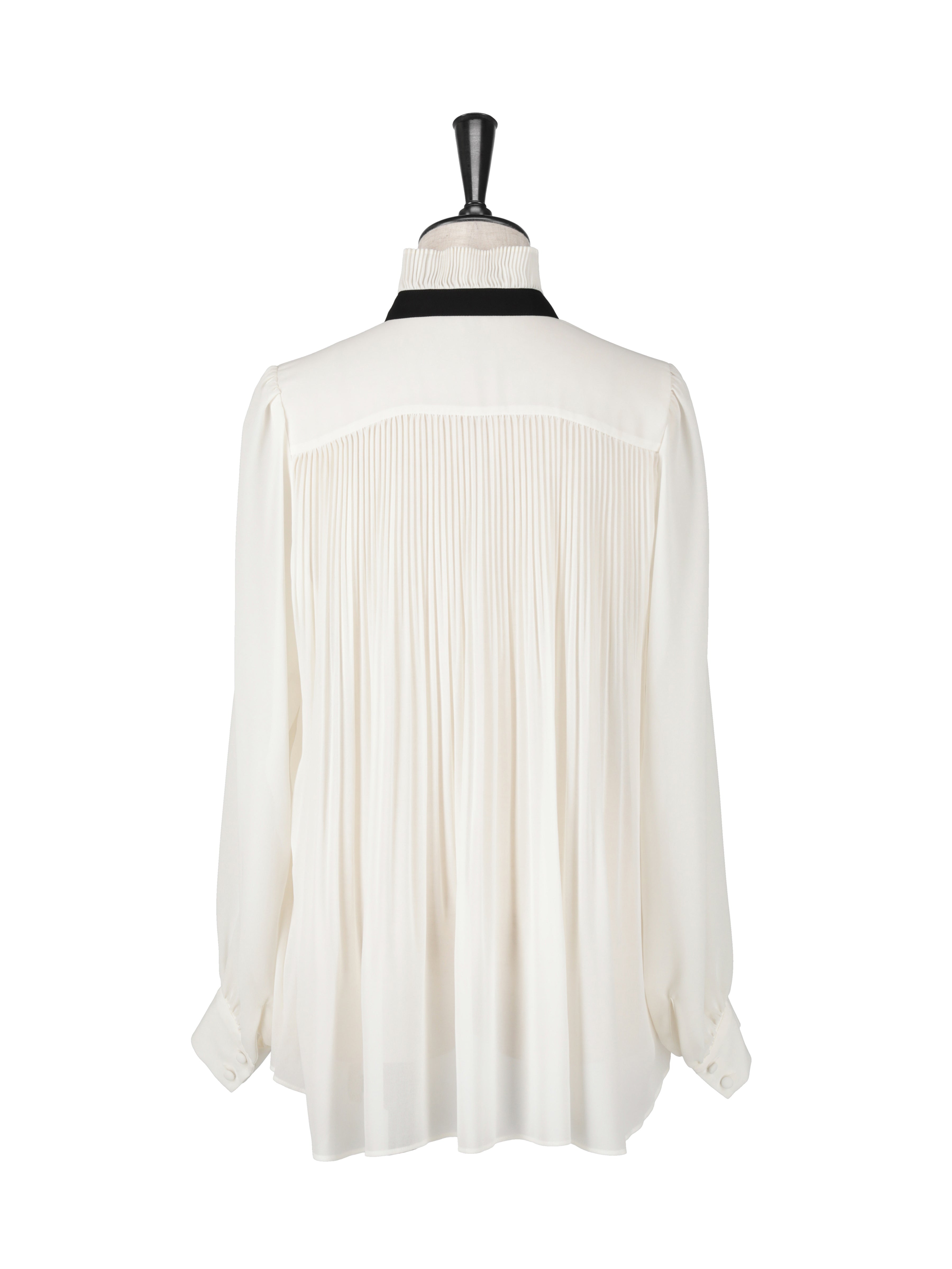 Puff sleeve pleated blouse *Black bow