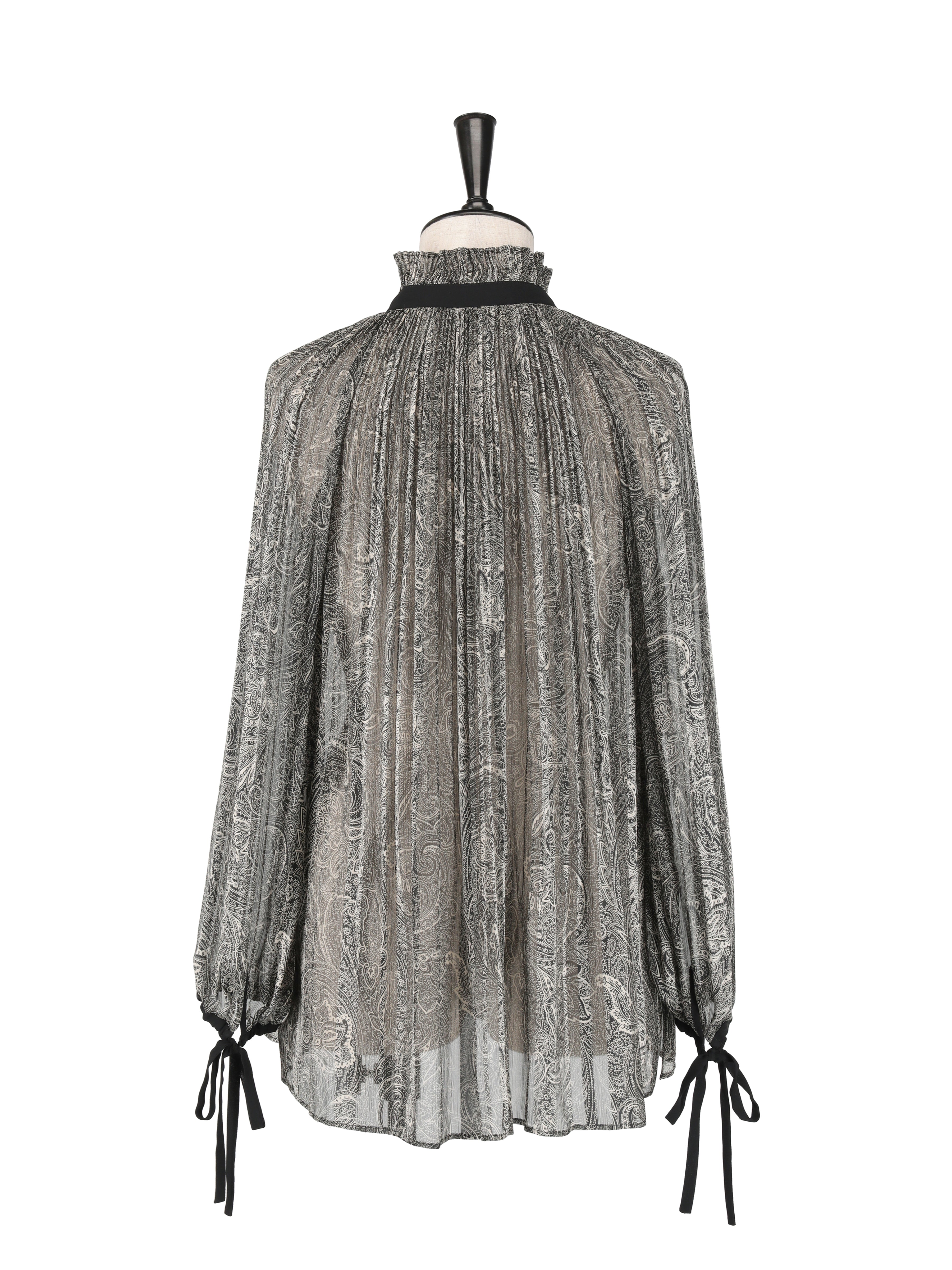 プリーツブラウス(ペイズリープリント)