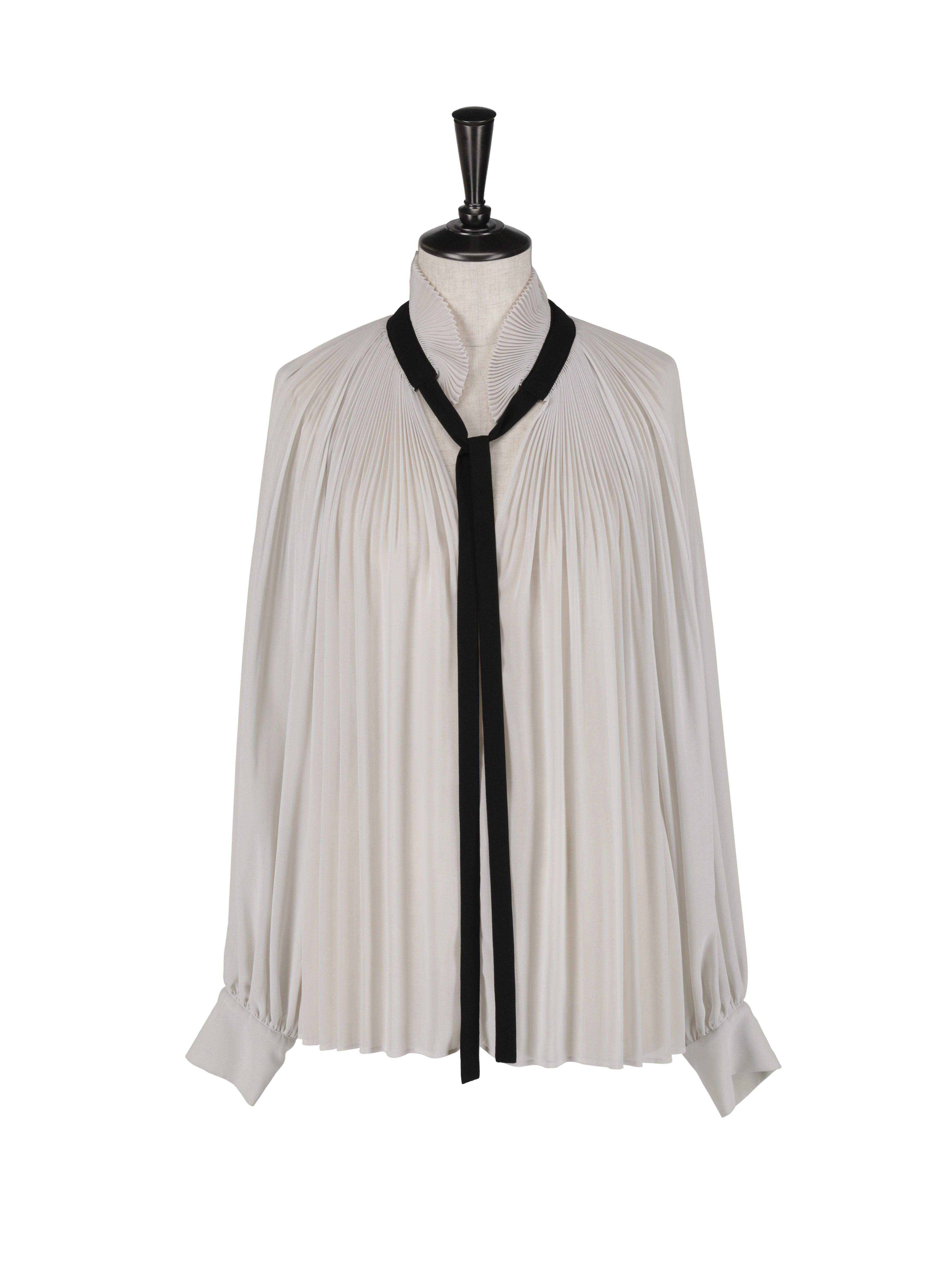 プリーツフリルカラーブラウス*ブラックリボン