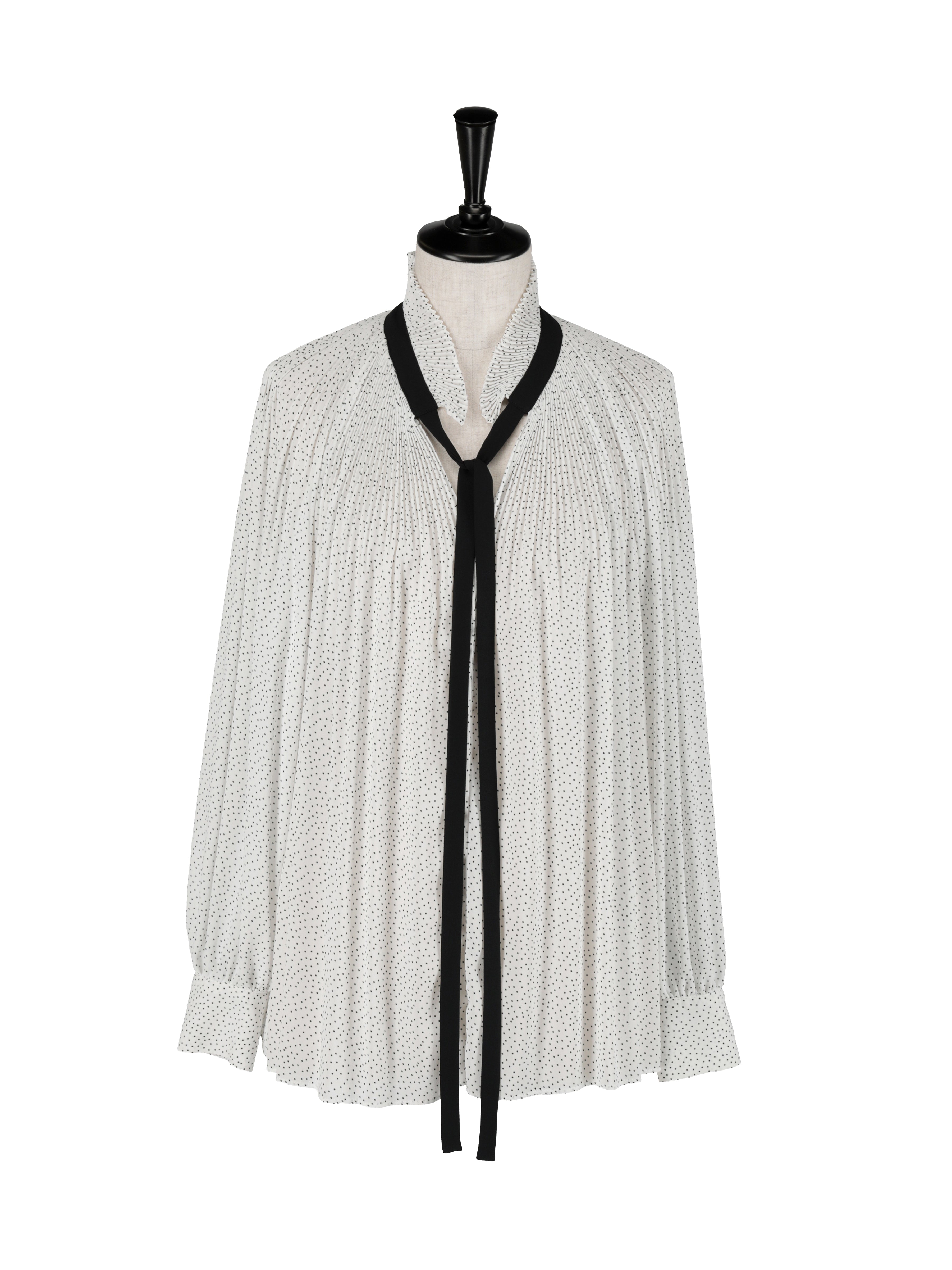 タイニードットプリントプリーツブラウス